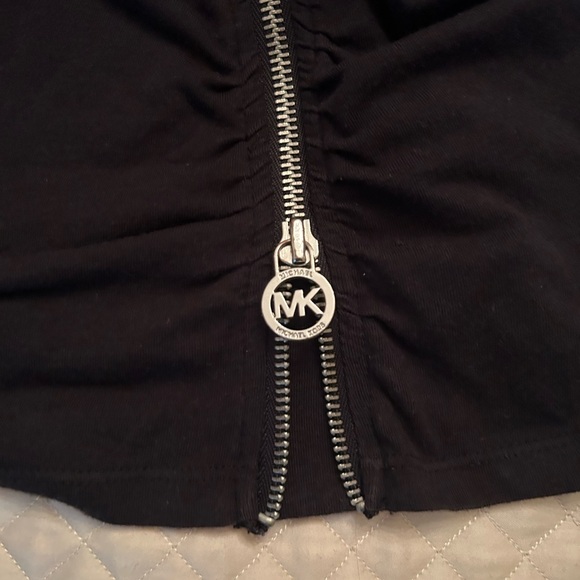 MICHAEL Michael Kors T-Shirt with Logo Zipper and Ruching - Picture 2 of 11